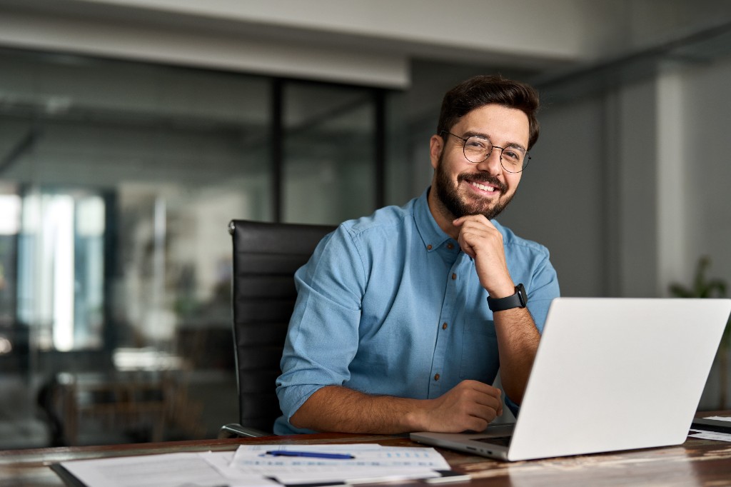 Portrait — Head of Performance